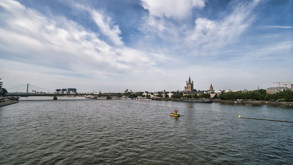 Rheinufer mit Altstadt